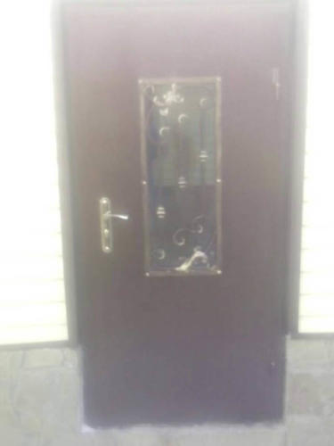 door-084